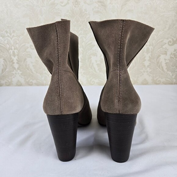 Vince Camuto "Creestal" Gray Suede Heeled Booties Almond Toe Pull On Style - Picture 6 of 15